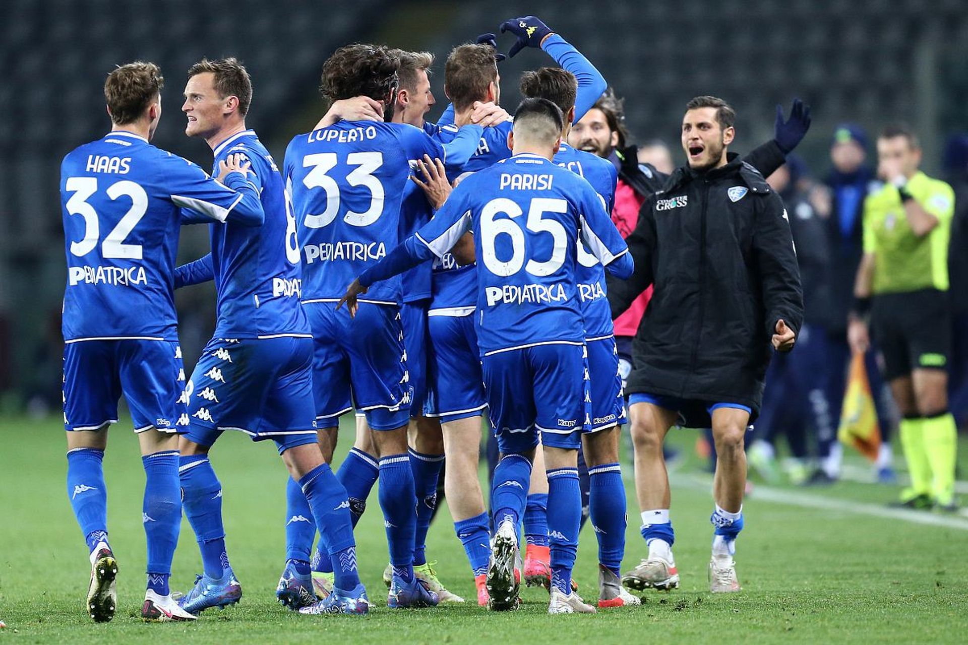 许多俱乐部 许多俱乐部